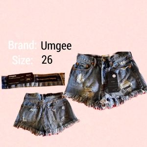 Ungee distressed shorts